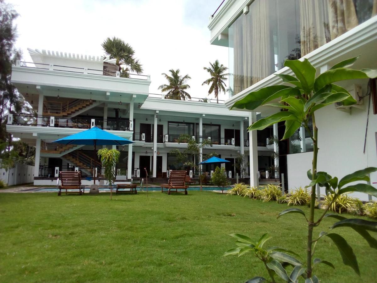 J7 Villaj Resort Trincomalee Kültér fotó